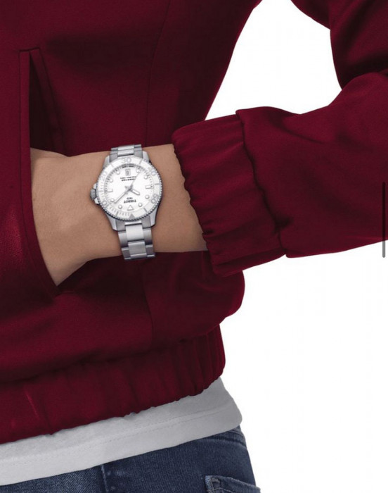 TISSOT Seastar 1000