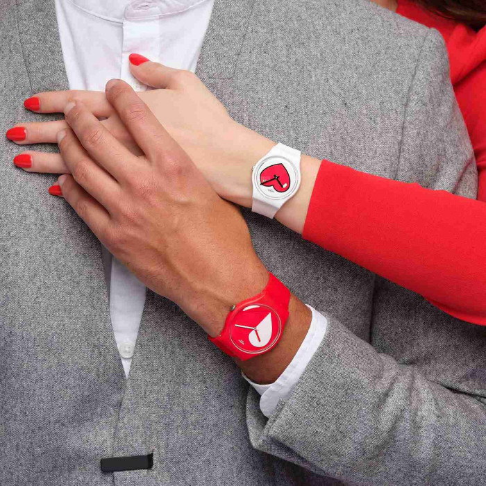 SWATCH HALF 3 WHITE