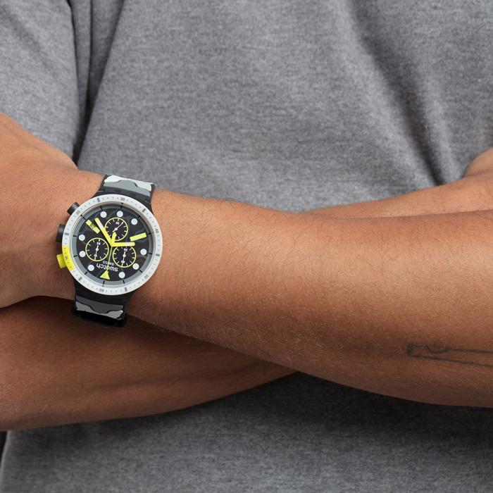 SWATCH ESCAPEARTIC