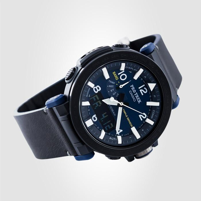 CASIO PRO TREK