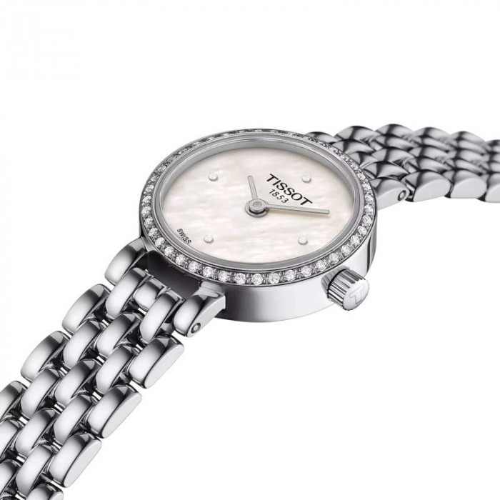 TISSOT Lovely Round