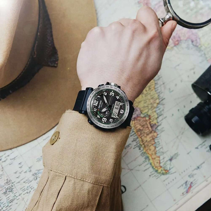 CASIO PRO TREK