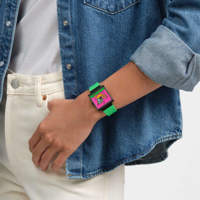 SWATCH BREAKS OFF