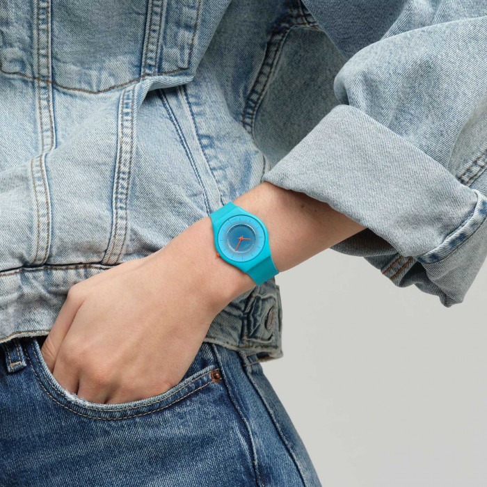 SWATCH RADIANTLY TEAL