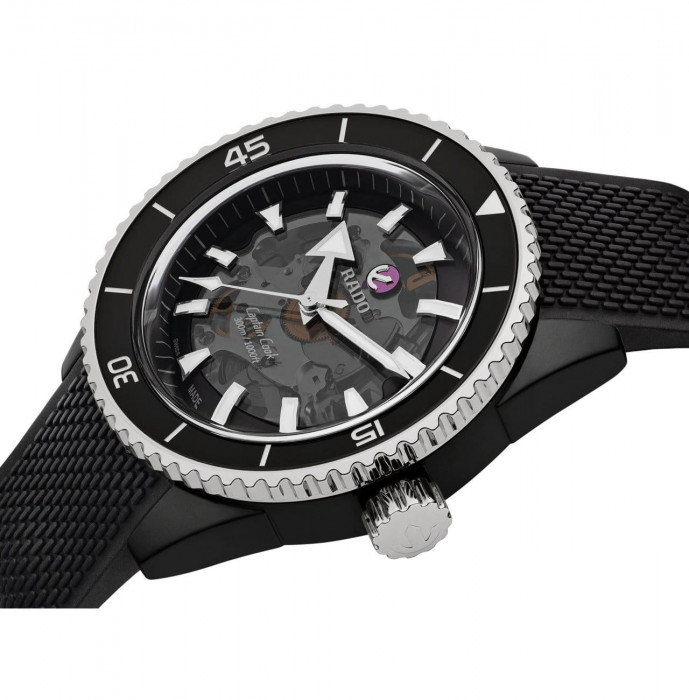 RADO CAPTAIN COOK HIGH-TECH CERAMIC