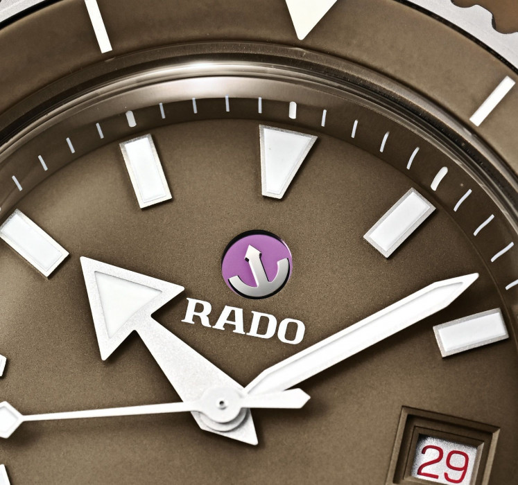 RADO Captain Cook High-Tech Ceramic Diver