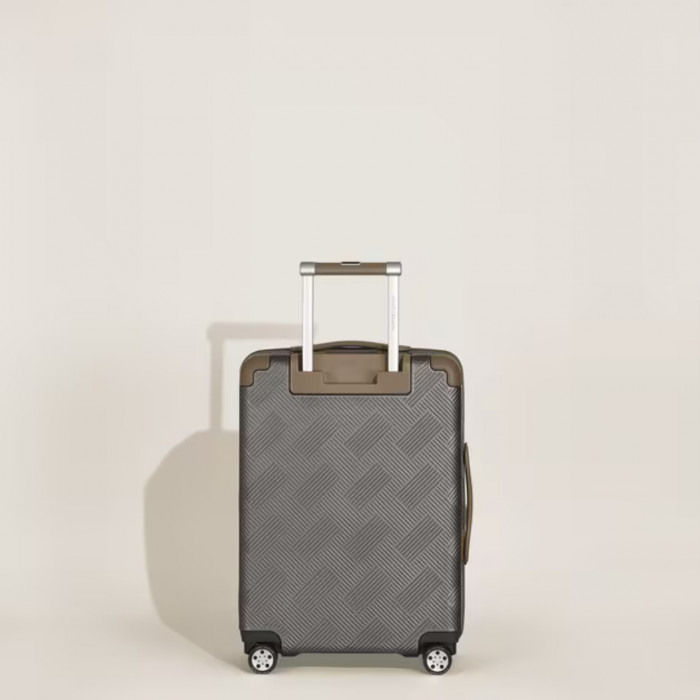 Чемодан Montblanc MY4810 для ручной клади Extreme 3.0