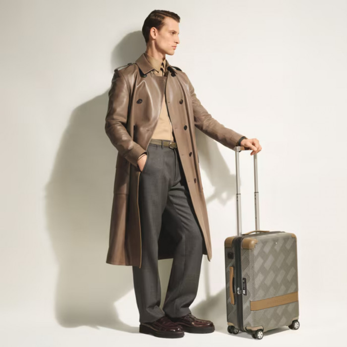 Чемодан Montblanc MY4810 для ручной клади Extreme 3.0