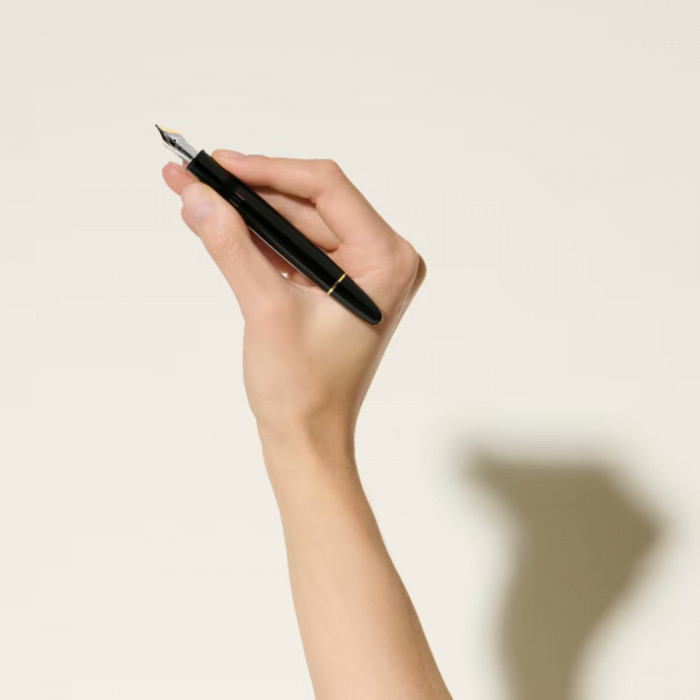 Перьевая ручка Montblanc Meisterstück LeGrand с золотым покрытием