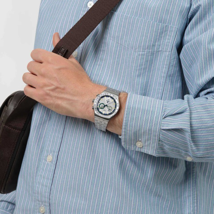 SWATCH MIDNIGHT IN THE MIRROR