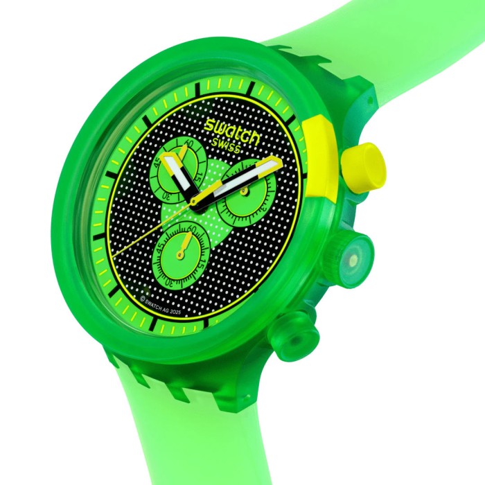 SWATCH GLOWINGLY GREEN