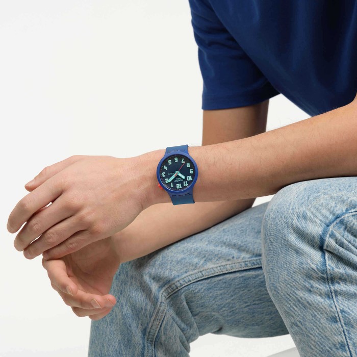 SWATCH ESSENTIALLY BOLD