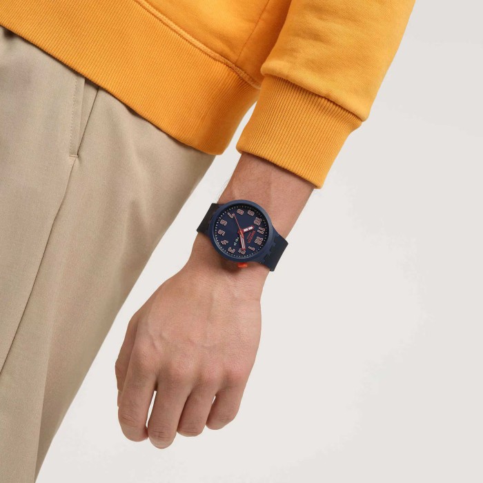 SWATCH ESSENTIALLY CONFIDENT
