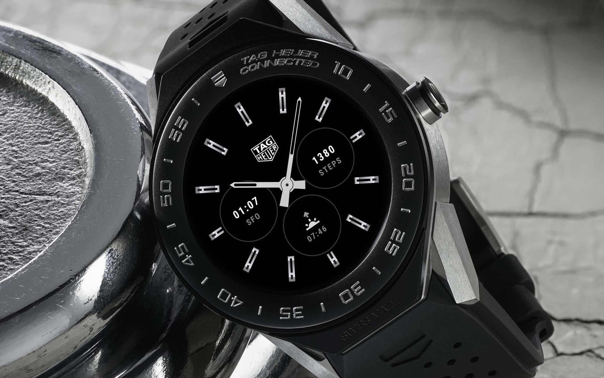 Часы дерзкие. Tag Heuer часы Modular. Tag Heuer connected 41. Швейцарские умные наручные часы tag Heuer SBF818001.11ft8031 с хронографом. Часы tag Heuer connected Modular 41.